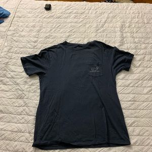 Men’s Vineyard Vine Tee